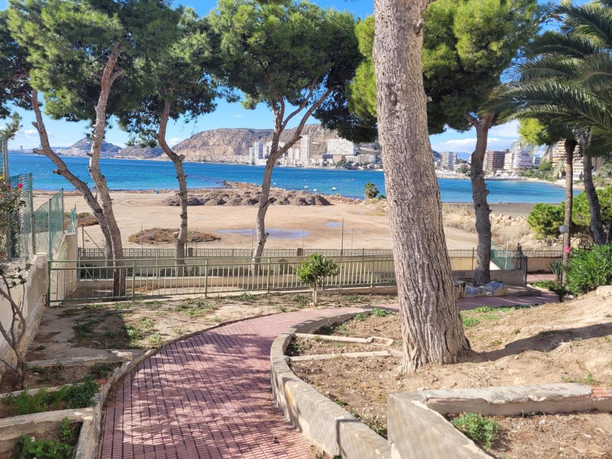 Apartamentos Santabarbara Аликанте Екстериор снимка