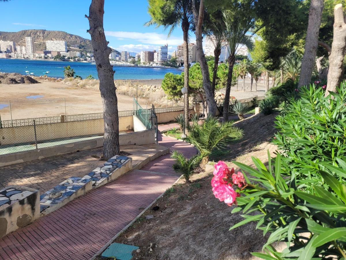 Apartamentos Santabarbara Аликанте Екстериор снимка